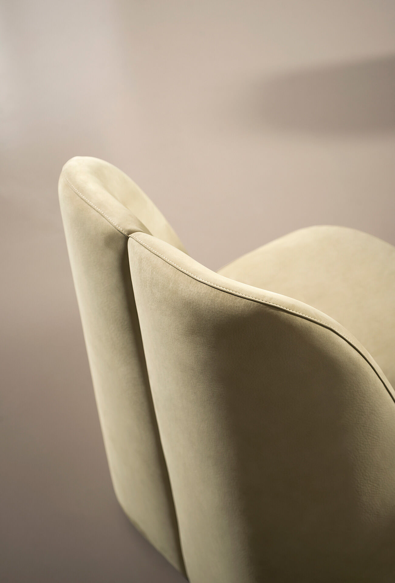 Cozy Beige Curved Back Accent Chair Plush Upholstered Modern Lounge Seat