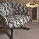 Curved Upholstered Swivel Armchair Linen Fabric Modern Comfortable Accent Chair