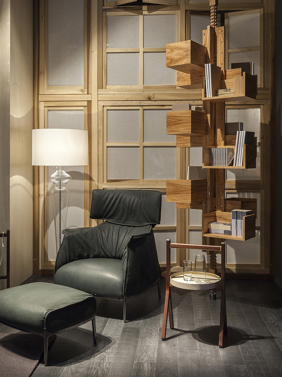 Natural Full Grain Aniline Leather Developing Patina Blue Armchair with footrest