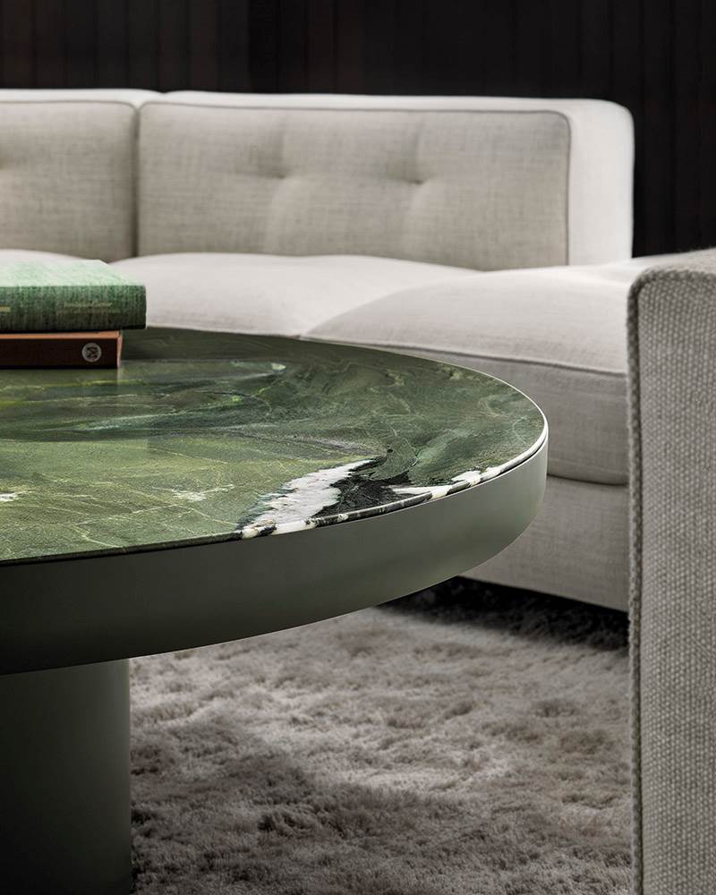 Minimalist Green Marble Round Coffee Table Metal Pedestal