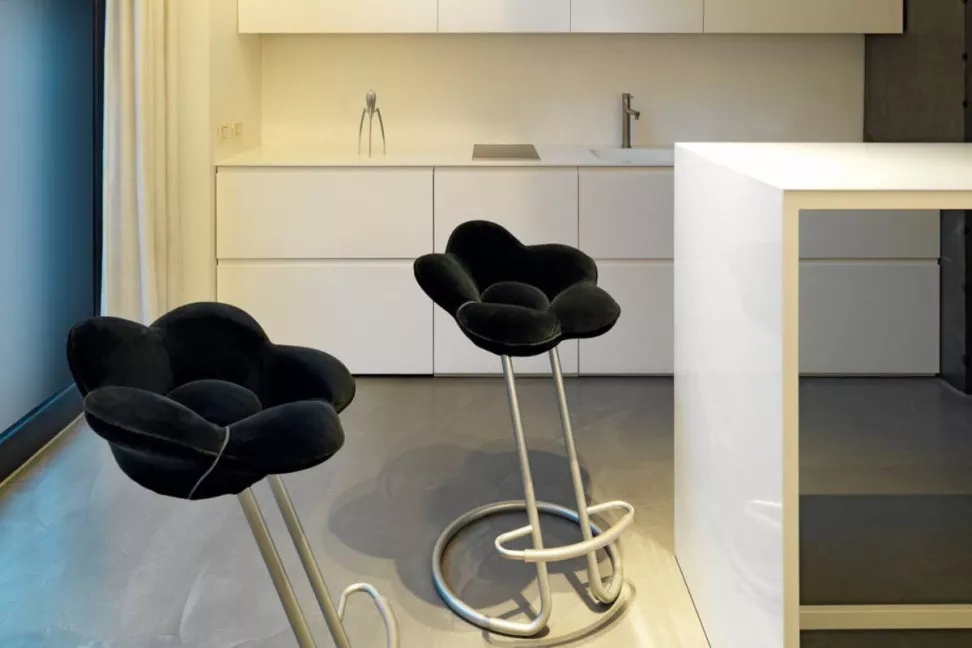 Red Velvet Flower Shaped Upholstered Metal Frame Bar Stool