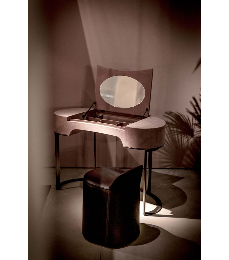 Blush Pink Velvet Vanity Table with Oval Mirror and Metal Legs
