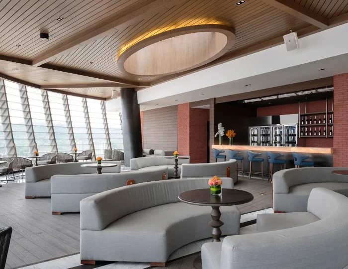 lpcsx-peak-outdoor-area